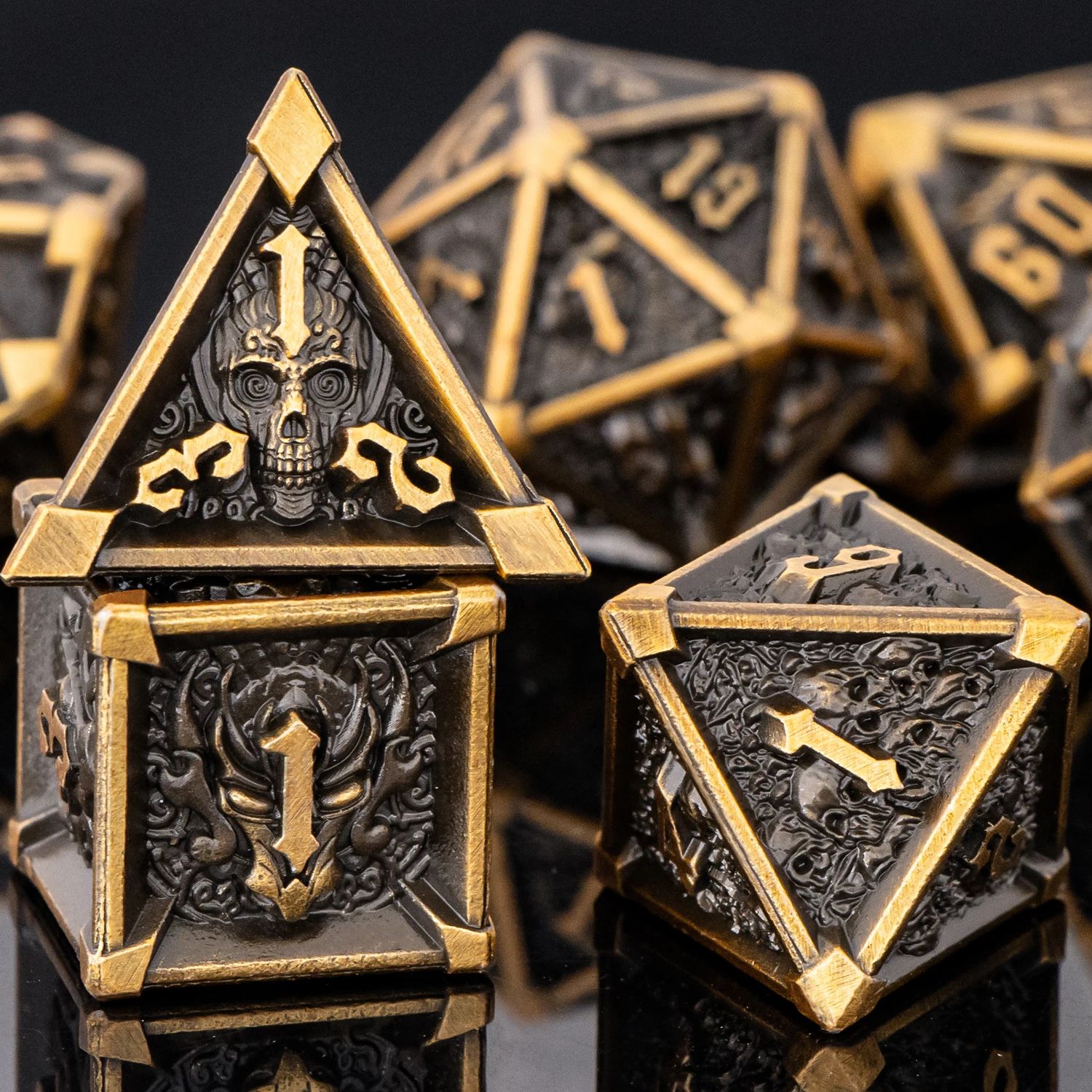 Zestaw metalowych kości DnD Sk – Dice Tower Wooden recenzja i cena